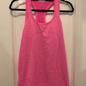 Lululemon tank